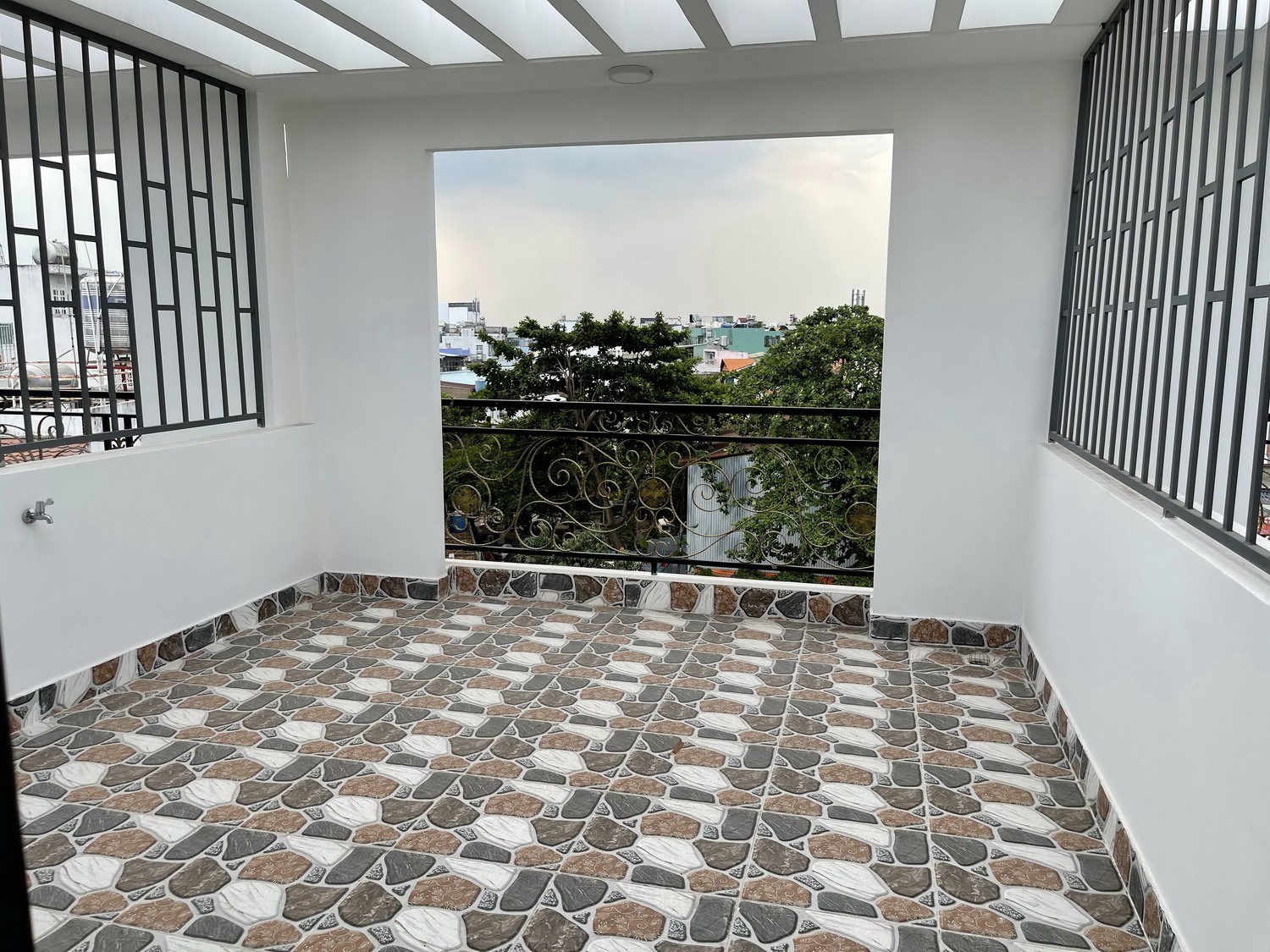 Bán nhà Nguyễn Văn Nghi, Quận Gò Vấp, Tuyệt phẩm 4 lầu thiết kế Cổ Điển tuyệt đẹp, khu dân trí cao